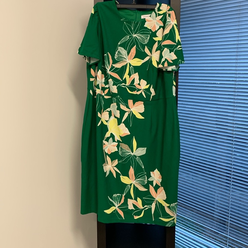 Liz Claiborne Size 20W Never Worn